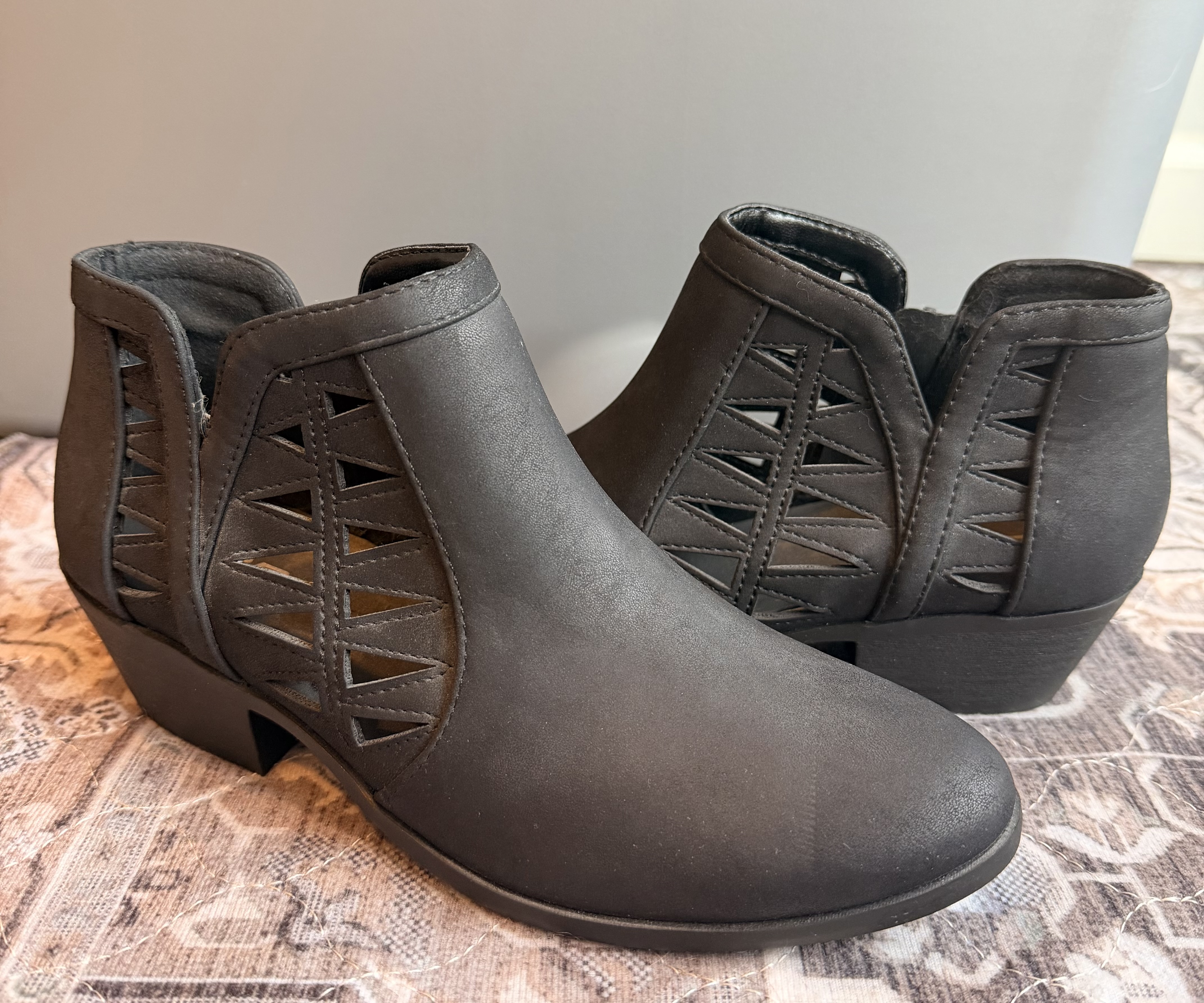 Ankle boots