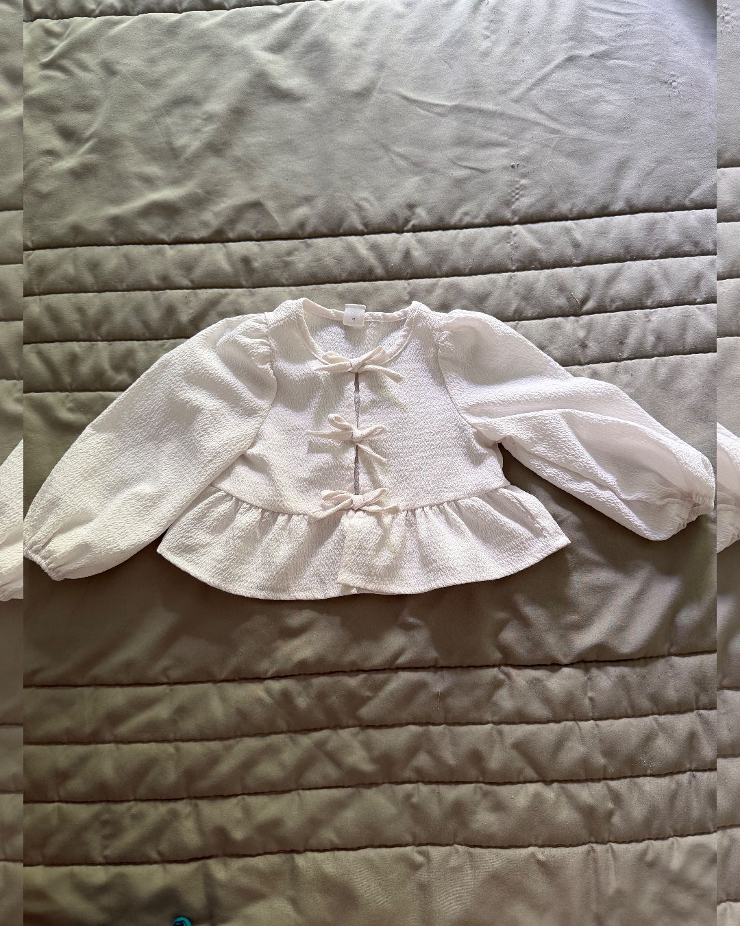 White Bow Top