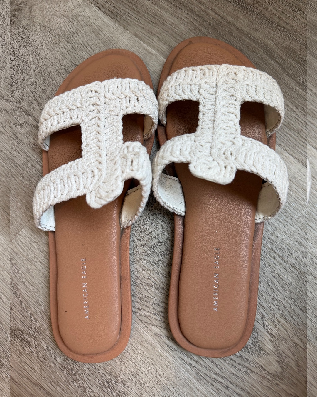 American Eagle sandals
